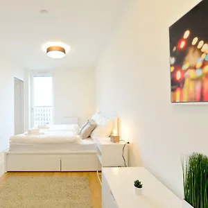 Self-check-in With View & Free Parking Apartament